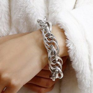Twisted chunky Silver  Bracelet